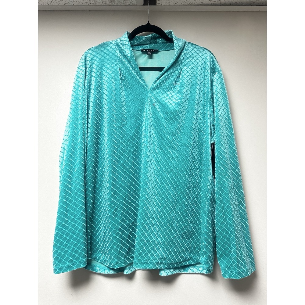 Woman's N‎ Touch Blouse NWT Size XL